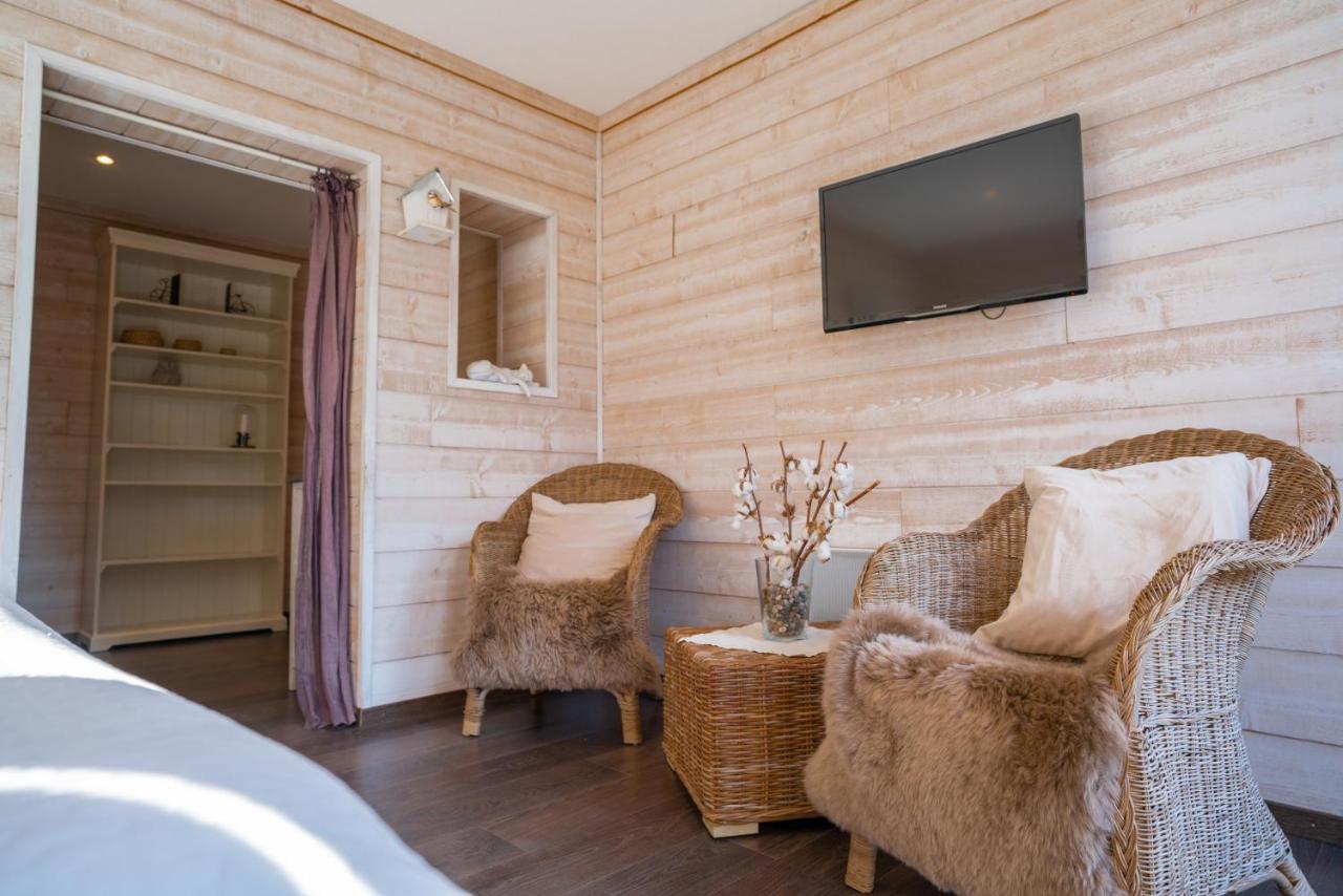 Chambres Du Marais Tilques Exterior photo